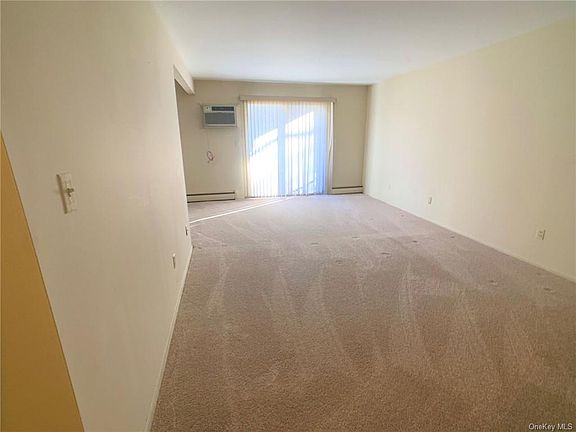 4th image of 3 Brevoort Dr APT 1A