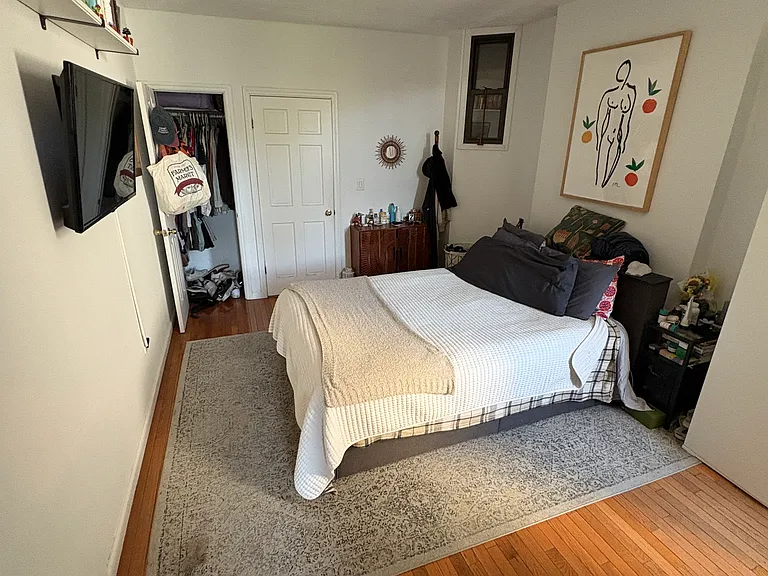 68 4th Pl #2L — Photo 3
