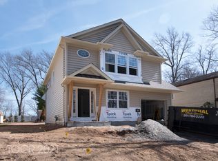 33 High St, Westwood, NJ 07675