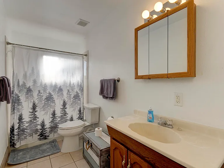 1616 Coal Ave SE #C — Photo 10