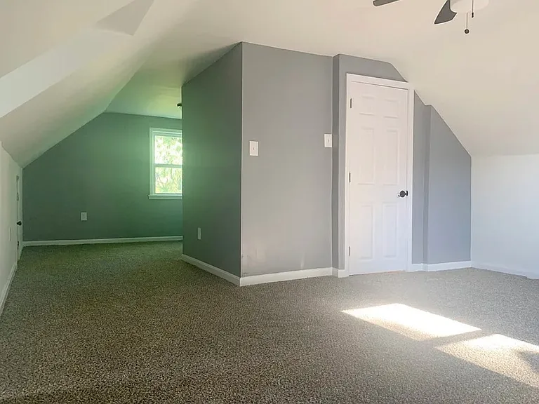 21302 Gardenview Dr — Photo 12