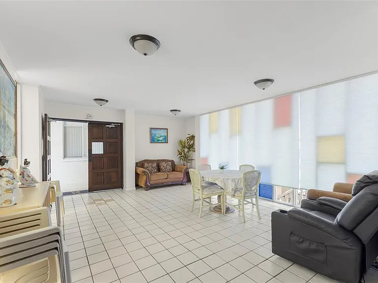 1001 Pearce Dr #302 — Photo 23