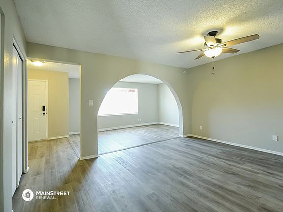 5th image of 5009 W Torrey Pines Cir