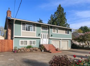 2061 Cedar St E, Pt Orchard, WA 98366