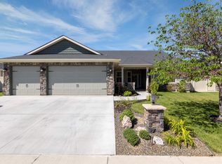 805 W Arbor Pointe Way, Nampa, ID 83651
