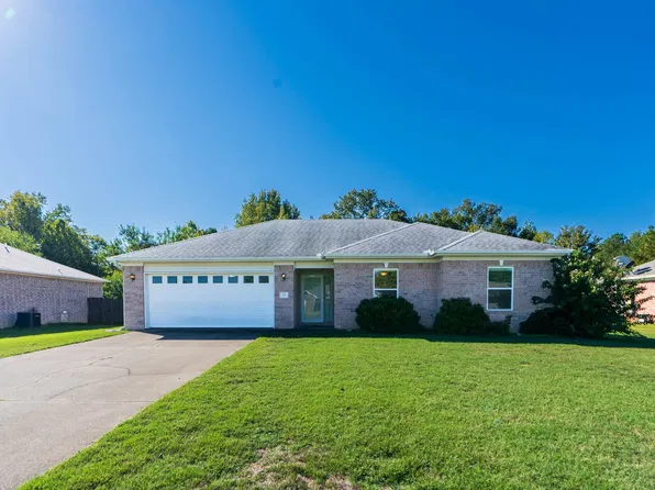 38 W Plaza Blvd, Cabot, AR 72023