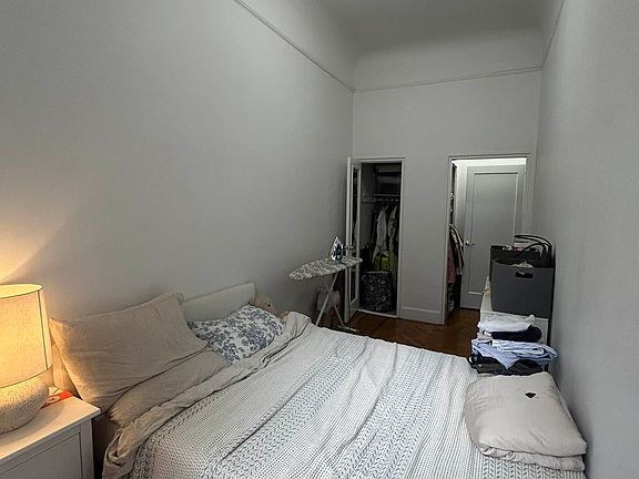 4th image of 319 W 105th St APT 2F