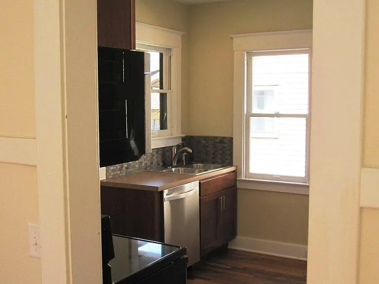 9 Auburn Ave SE — Photo 6