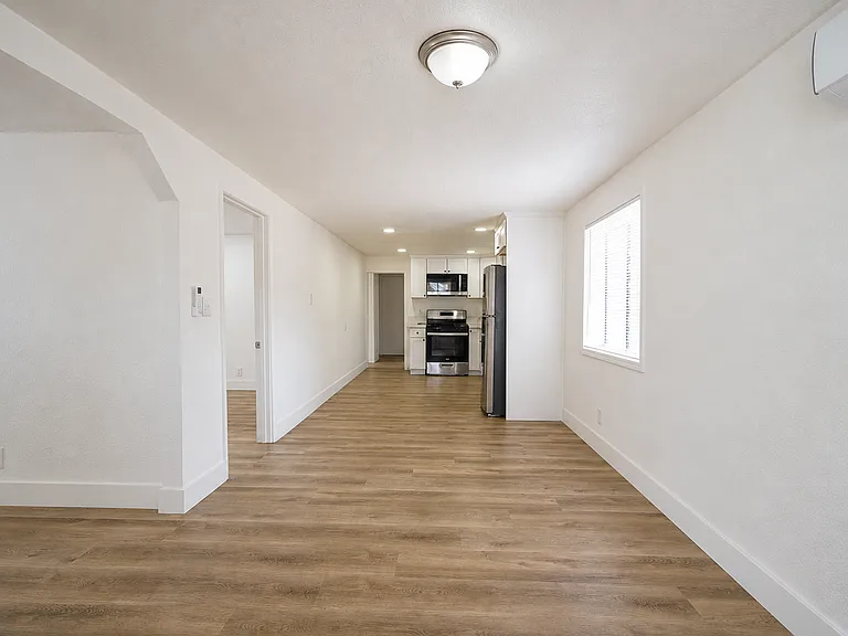 7752 Janet Ave — Photo 6