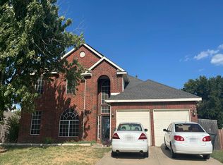 2802 Hollis Dr, Corinth, TX 76210