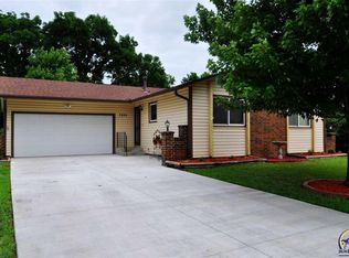 5320 SW 15th Ct, Topeka, KS 66604