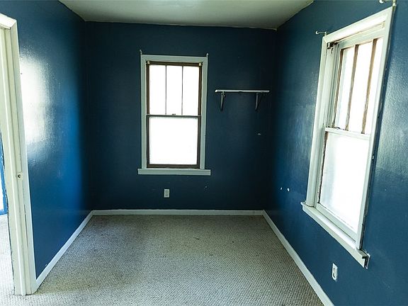 4th image of 4547 E Rosewood Rd