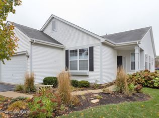 21325 Montclare Lake Dr, Crest Hill, IL 60403