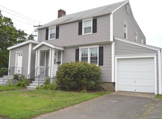 224 Reef Rd, Fairfield, CT 06824