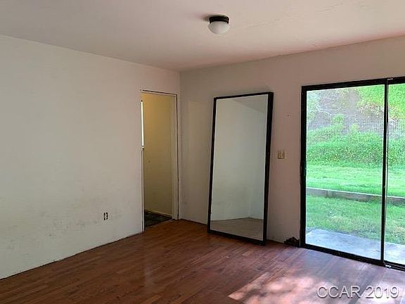 4th image of 209 Hathaway Pl #8-9