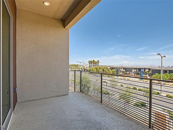 4th image of 4134 Yucca Bloom St #261
