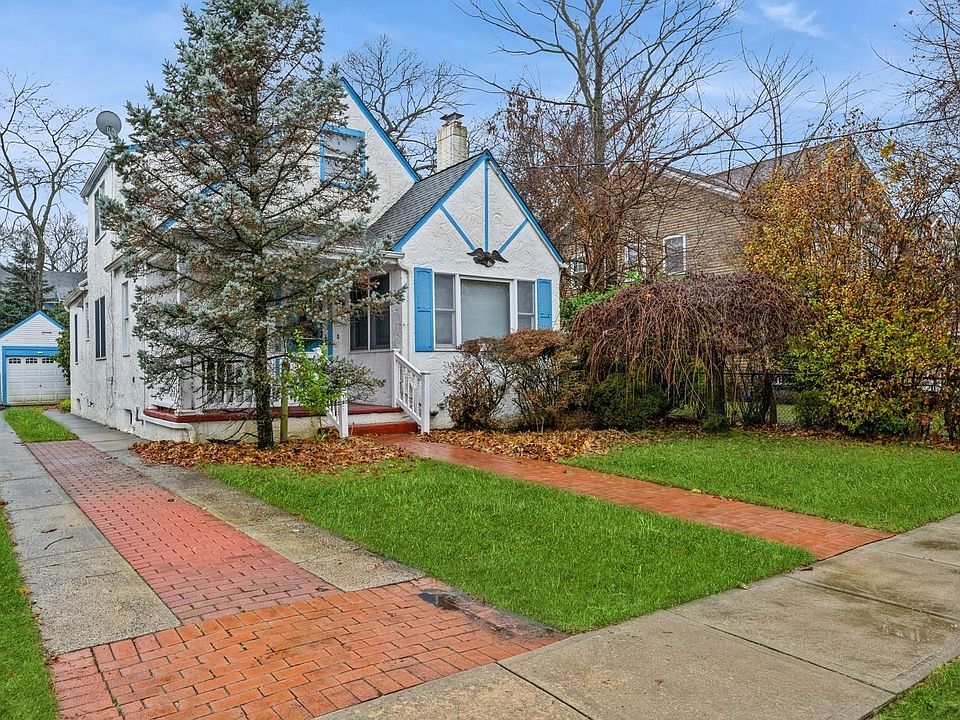 1st image of 110 Raymond Street