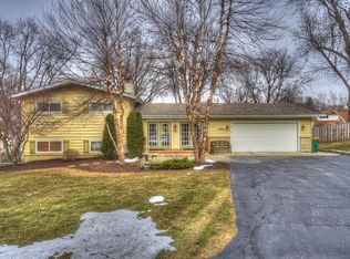 3702 W Timothy Ln, McHenry, IL 60050