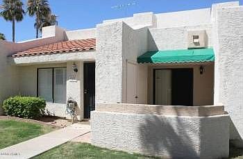 1st image of 827 E Lola Dr