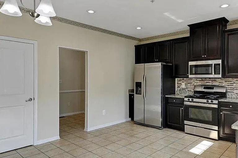 701 Turkana Cir — Photo 10