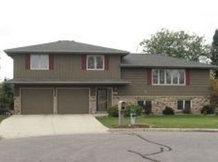 1421 Martin Rd, Albert Lea, MN 56007