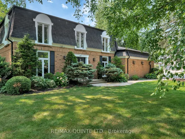 22 Forest Hill Cres, Belleville, ON K8N 4M5