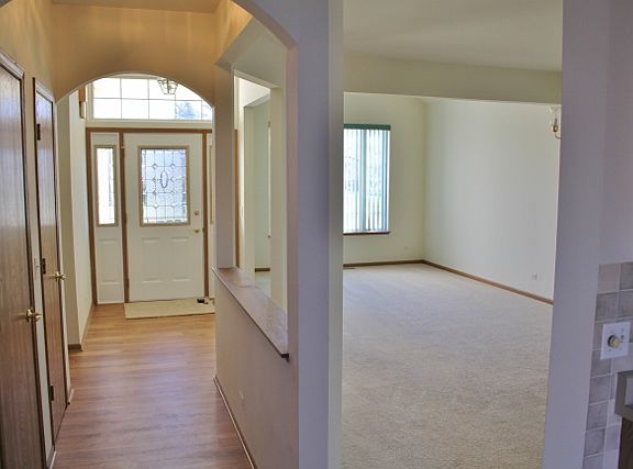 3rd image of 220 School Dr