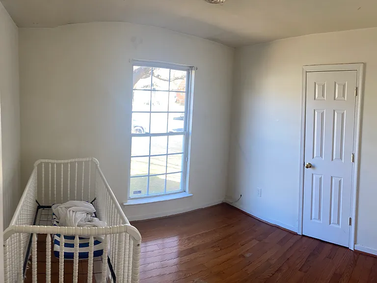 1409 Willis St — Photo 5