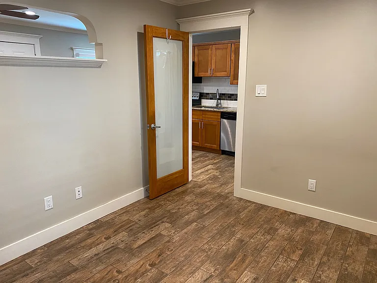 1230 Cortlandt St #7 — Photo 9