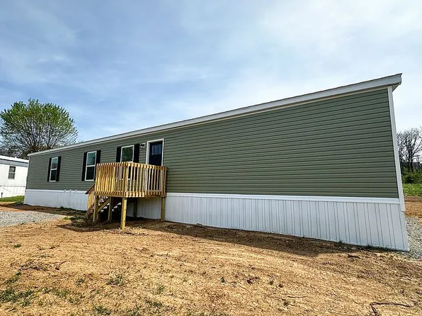 136 Sheffield Cir, Johnson City, TN 37615