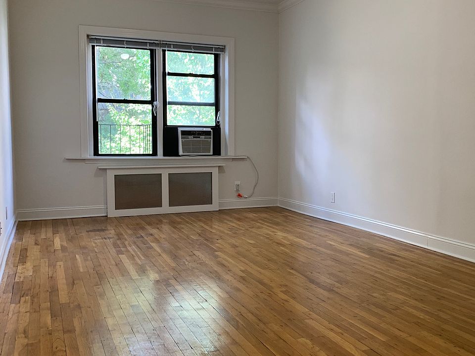 1st image of 227 E 83rd St APT 4D