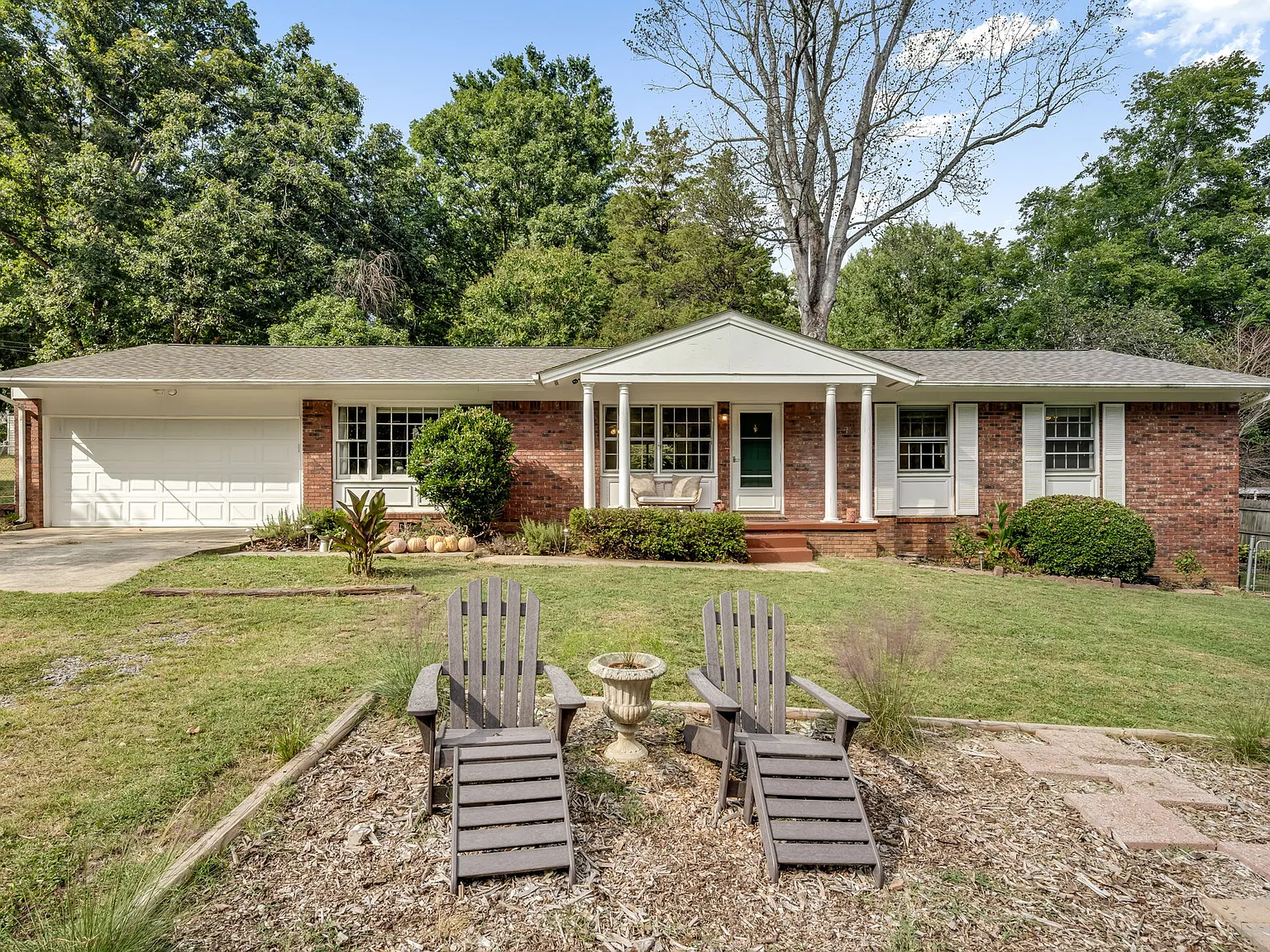 4 bed, 1764 sqft, $2,900 — Photo 1
