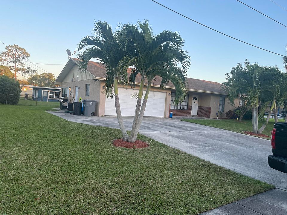 1st image of 4983 Dolphin Dr