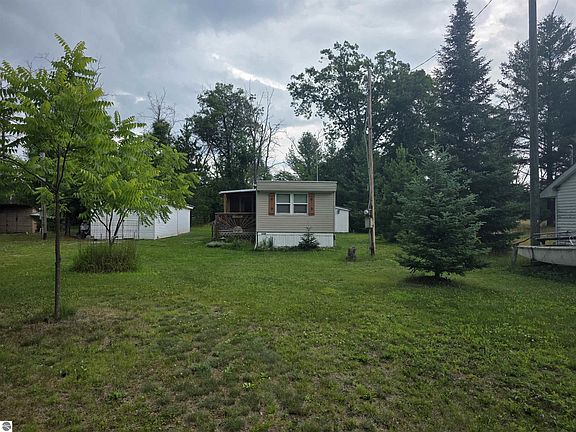 2nd image of 3341 Bert St