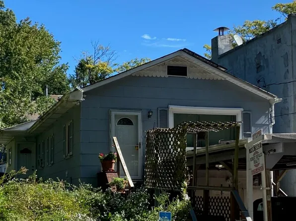 405 Cornelia Ave, Staten Island, NY 10312