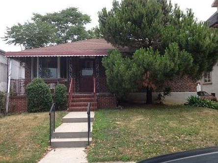 2nd image of 2215 Mill Ave