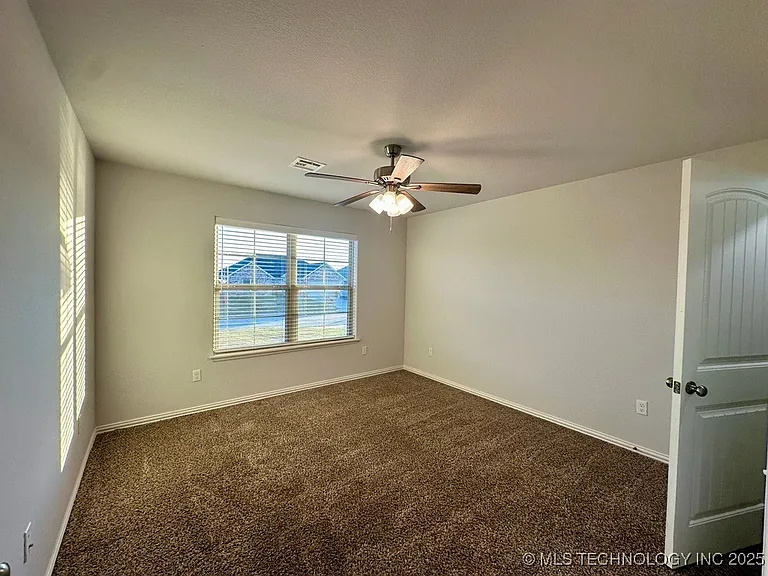 3608 Prairie Xing — Photo 20