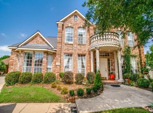 534 Abbey Ct, Grand Prairie, TX 75052