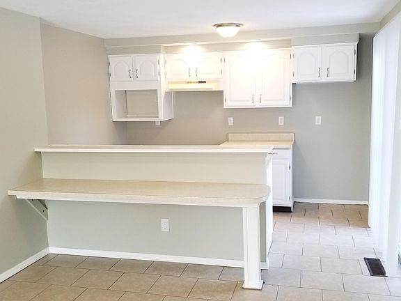 Range and refrigerator will be provided. 