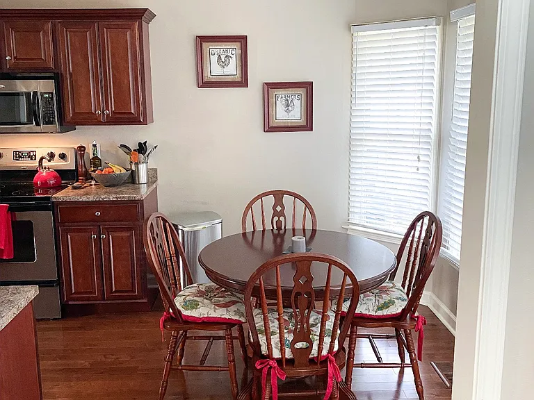 9 Willow Tree Ct — Photo 6