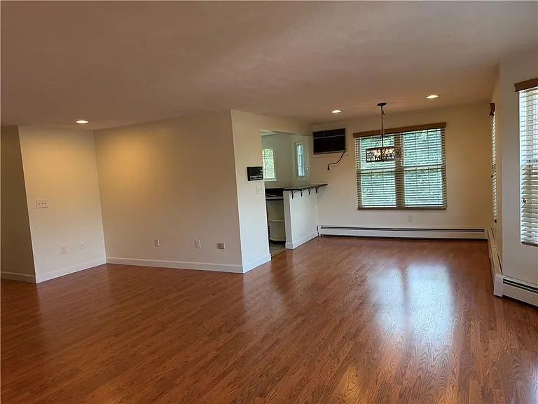 29 Swan Ct — Photo 33