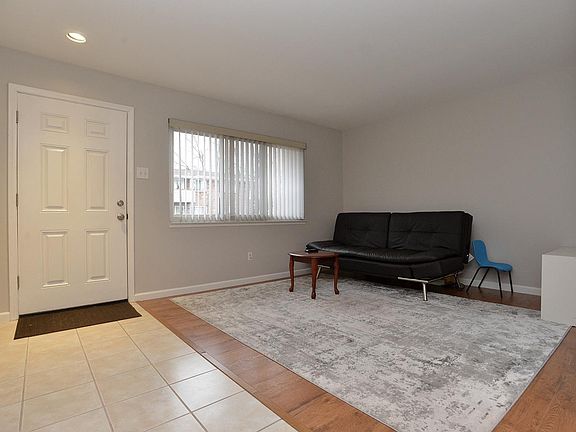 3rd image of 10941 Carroll Wood Way