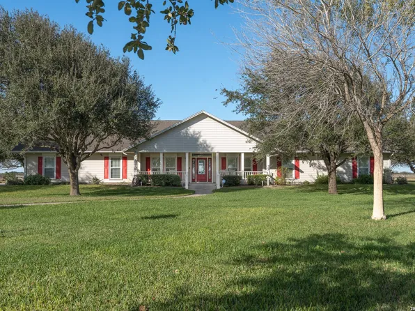 840 E CR 2250, Riviera, TX 78379