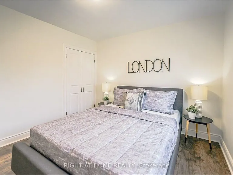 653 Geneva St — Photo 12
