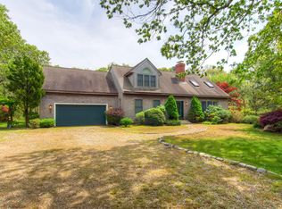 54 Post Oak Rd, Chilmark, MA 02535