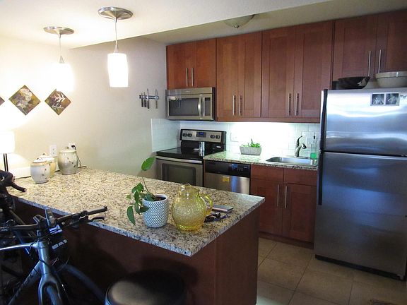 2nd image of 7864 Northcross Dr #824