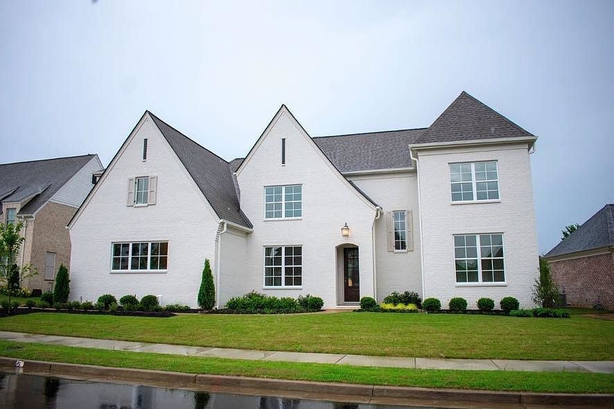 1st image of 60 Piper Hollow Dr
