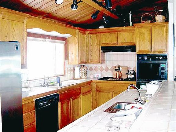 5th image of 7839 Ponderosa Dr