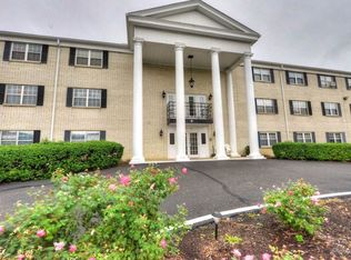 326 El Conquistador Pl, Louisville, KY