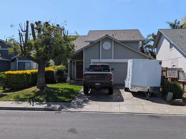 7837 Montero Dr, Rohnert Park, CA 94928